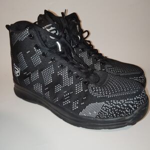 LARNMERN steel toe boots for men in size 9.5 offer both durability and protectio
